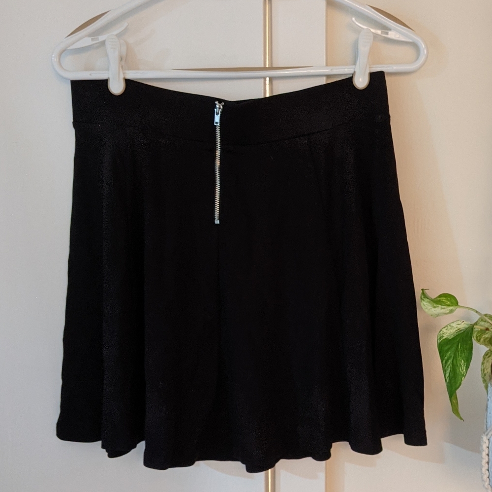 Black H&M skirt